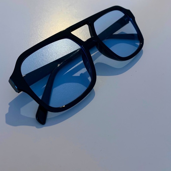 Aviator sunglasses - Picture 1 of 2